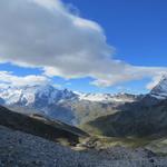 Blick zurück von wo wir gekommen sind und zu den Zermatter Eisriesen