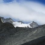 kurz vor dem Furggji zeigt sich der Hohlichtgletscher und das Schalihorn