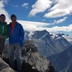 Erinnerungsfoto aufgenommen auf dem Gipfel des Mettelhorn