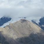 das Oberrothorn herangezoomt. Was war das für eine schöne Wanderung, als wir dort oben standen