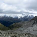 schönes Breitbildfoto mit Blick Richtung Zermatt