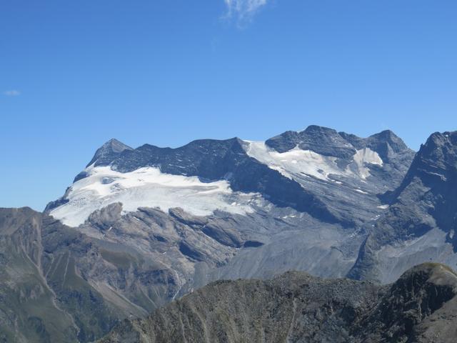 Blick zum Monte Leone mit Chaltwassergletscher, Breithorn und Hübschhorn