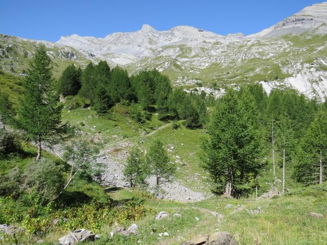 diese verschafft uns Zutritt in das enge Hochtal von Dorbon