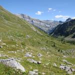 Blick zurück zur Alphütte von La Chaux 1956 m.ü.M.