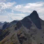 rechts von uns ist der Grand Chavalard, Petit Muveran und Dent du Midi zu sehen