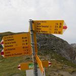 rechts abbiegend (der Col du Demècre ist unser Tagesziel)...