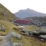 bei schönstem Wetter verlassen wir die Cabane du Demècre, und starten die lange und herausfordernde dritte Etappe