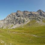 sehr schönes Breitbildfoto mit Blick auf das beliebte Ausflugziel Anzeindaz, und Les Diablerets