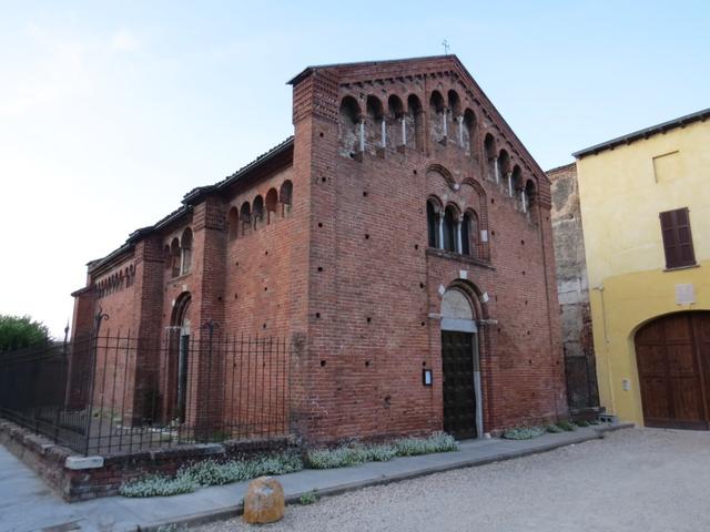 die Kirche San Lazzaro wurde bereits im Jahre 1157 aus rotem Backstein errichtet