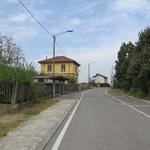 vom Dorfzentrum laufen wir zum Bahnhof von Santa Cristina e Bissone