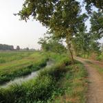 mit grossen Schritten laufen wir zum Höhepunkt des Tages und der Via Francigena, zum Transitum Padi