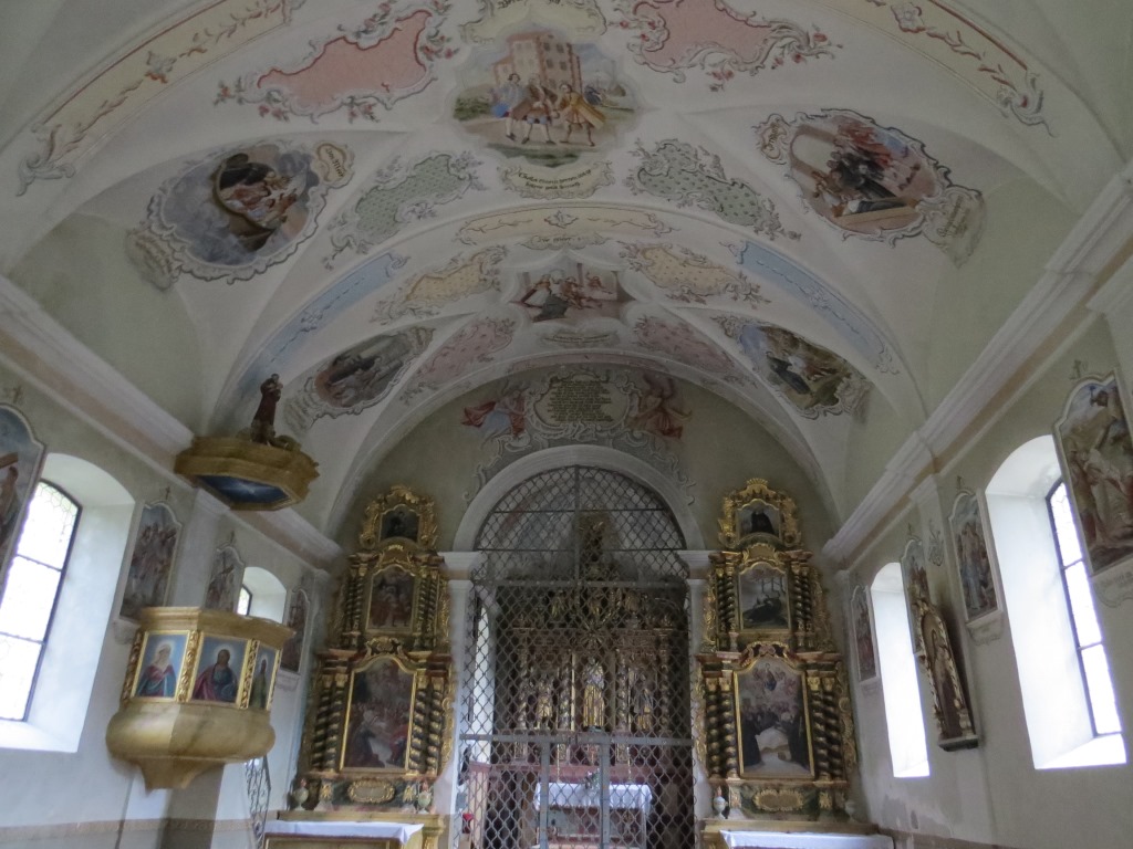 die kleine Barockkirche oberhalb von Münster ist ein Besuch wert