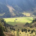 gut ersichtlich ist die kleine Kapelle zwischen Gluringen und Ritzingen