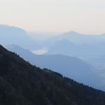 das Panorama reicht bis zum Lago di Lugano, Melide und San Salvatore