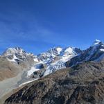 Piz Morteratsch, Piz Bernina mit Biancograt, Piz Scerscen und Piz Rosegg (Schneekuppe)