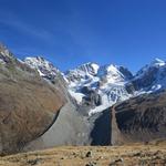 anhand der Seitenmoränen ist gut ersichtlich wie gross früher der Tschierva Gletscher war