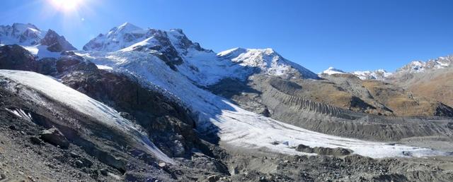 sehr schönes Breitbildfoto mit Blick auf den Gletscher. Bei Breitbildfotos nach dem anklicken, immer noch auf Vollgrösse klick