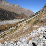 alles am Osthang des Piz Tschierva entlang, wandern wir weiter abwärts zu Punkt 2030 m.ü.M.