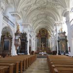 ein Besuch der schönen Kirche ist empfehlenswert