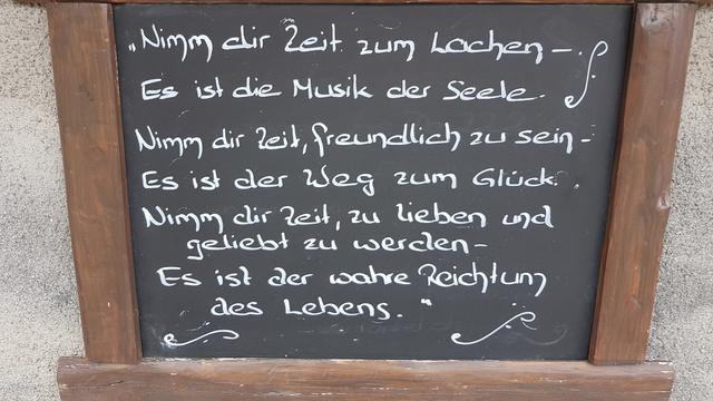 mit diesem Spruch, verlassen wir den Hof Zuort