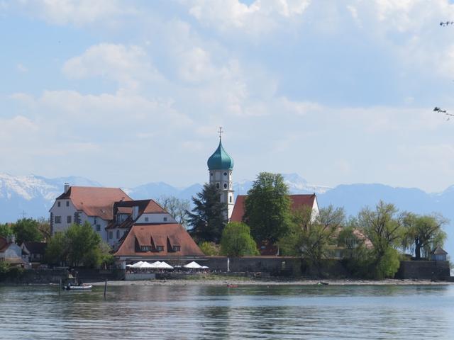 Wasserburg herangezoomt