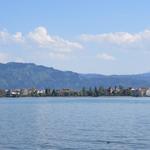 vor uns taucht die Insel von Lindau auf