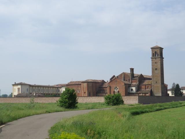 Blick zurück zum Kloster Chiaravalle della Colomba