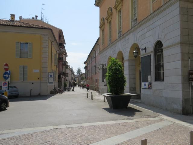 wir schlendern durch die schöne Altstadt von Fidenza...