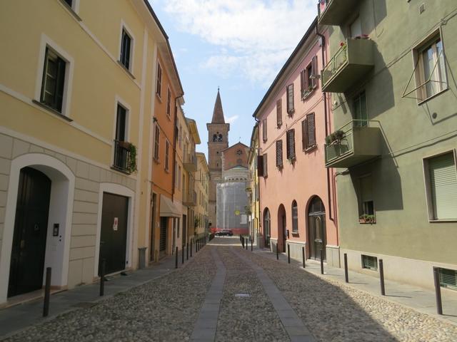 ...und erspähen schon von weitem den Kirchturm des Dom