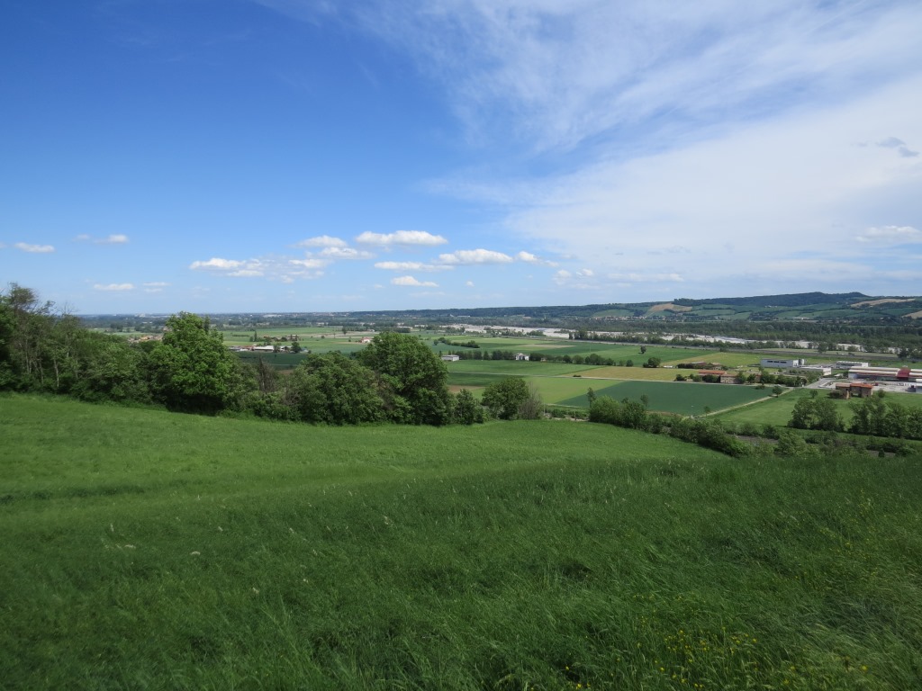was für eine schöne Aussicht auf die Ebene des Flusses Taro