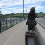 die kleine Pilgerfigur am Ende der Tarobrücke, heisst uns in Fornovo di Taro herzlich willkommen