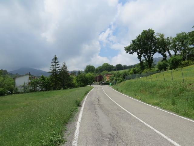 ein kurzes Stück geht es danach wieder über die Asphaltstrasse