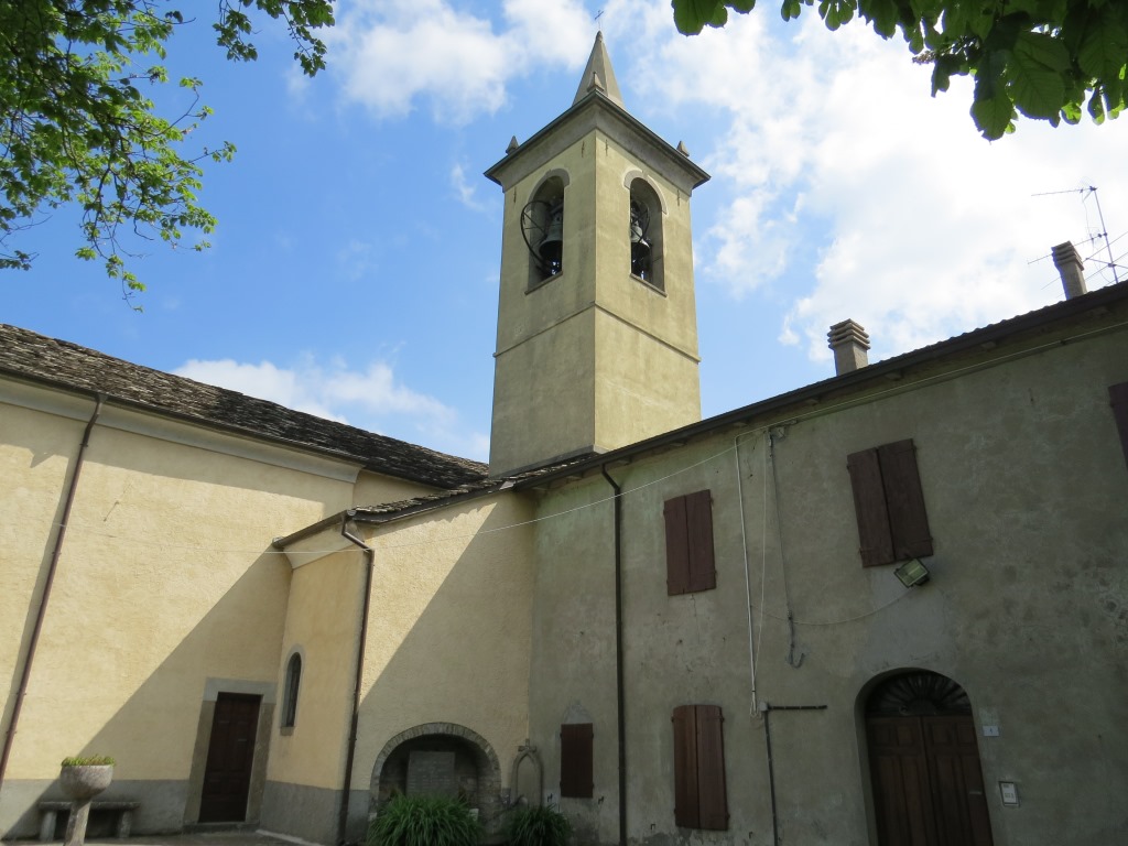 ...und erreichen die Chiesa mit schönem Rastplatz