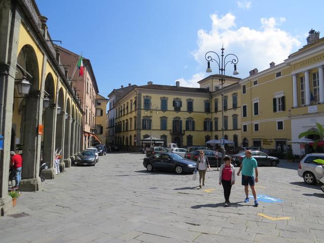 die schöne Piazza del Duomo