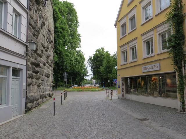 ...verlassen wir durch das ehemalige Stadttor Lindau