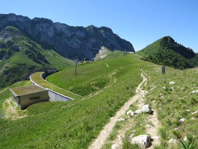 wir überqueren die Tunnels der Zahnradbahn...