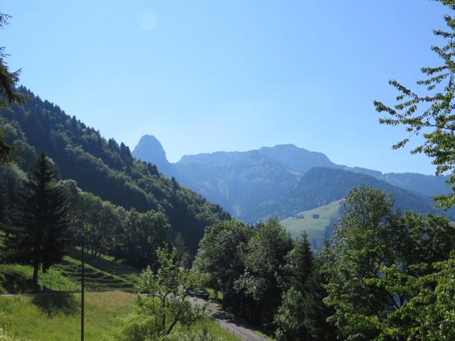 Blick zum Dent de Jaman und Rochers de Naye. Beide haben wir am nächsten Tag besucht