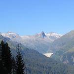 Blick Richtung Zervreilastausee und Zervreilahorn. Am nächsten Tag ging es dort hinauf