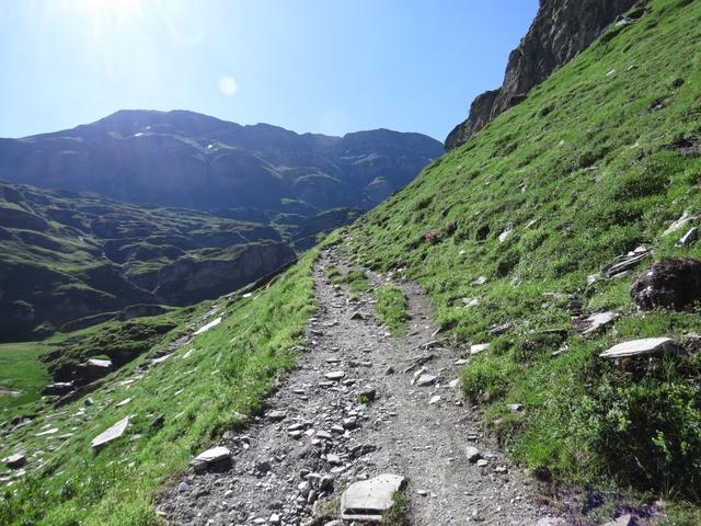 von diesem Talboden steigt der Weg weiter aufwärts