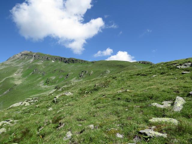 der Bergweg auf dem Tomülhorn (links ersichtlich), ist nicht markiert