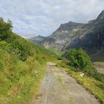 wir überqueren bei Punkt 1872 m.ü.M. den Horabach und laufen weiter Richtung Lampertschalp