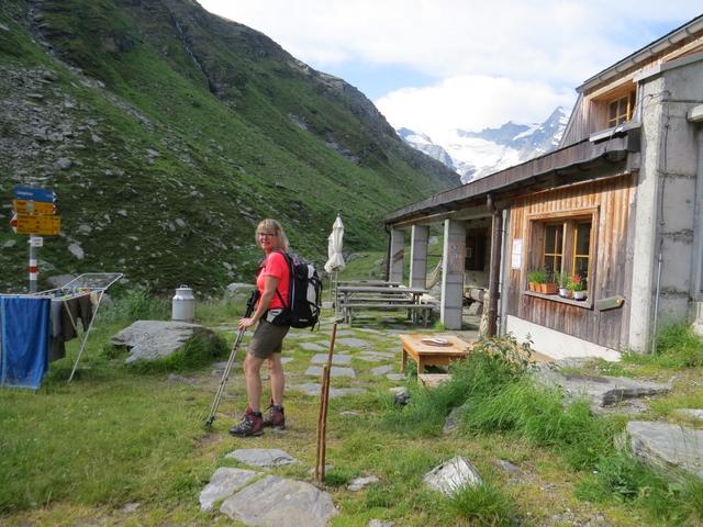 wir haben die Läntahütte 2090 m.ü.M. erreicht