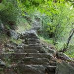 immer wieder bestaunten wir während unseren Wanderungen im Tessin, solche Steintreppen