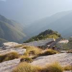 Blick in das Valle del Salto und Richtung Maggia. 1900hm waren es bis hier oben