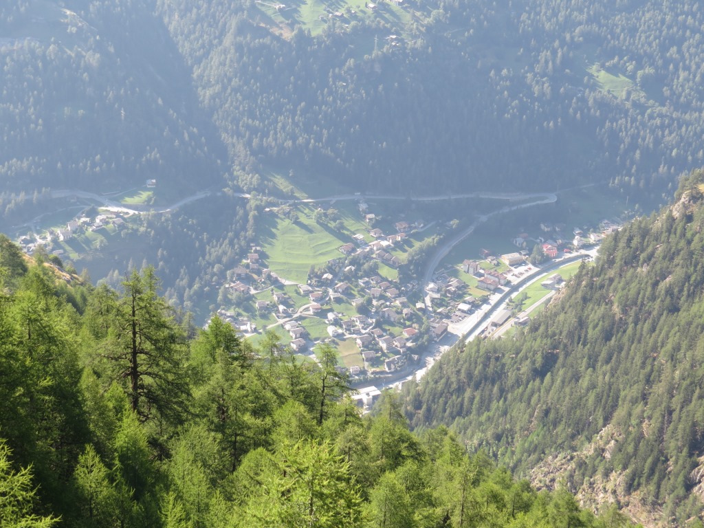 Tiefblick ins Mattertal und nach St.Niklaus