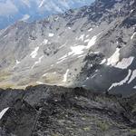 Blick in den Augsbordkessel von wo wir gekommen sind. Rechts der Augstbordpass