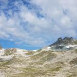 am Ende des Meidtälli zwischen den Meidzänd links, und dem Meidspitz rechts, der Meidpass