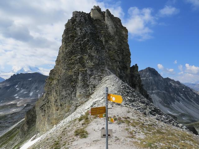 der Meidpass ist zugleich die Sprachgrenze, vom deutsch- ins französisch sprechende Wallis