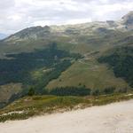 mit Blick zur Bergstation von Tignousa (links) verlassen wir das Hotel Weisshorn