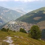 Blick nach St.Luc und oberhalb von diesem schönen Bergdorf die Bergstation von Tignousa